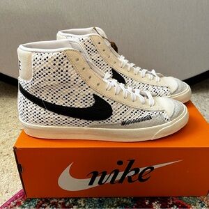 Nike Blazer Mid '77 Vintage Alter & Reveal White/Game Royal/Sail/Black M10.5 NEW